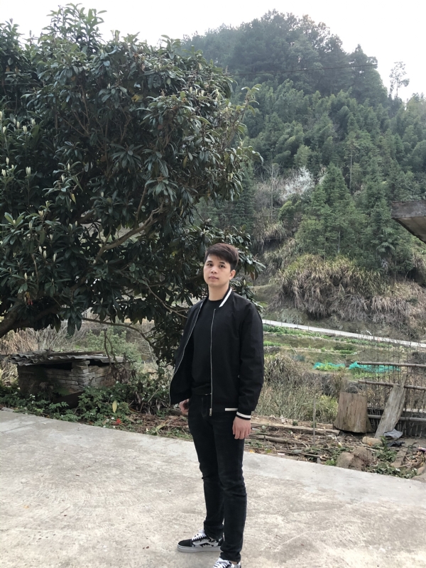 随遇而安的第一张照片--福州蓝颜知己交友网