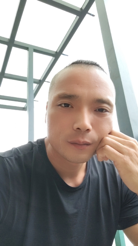 伯爵的第三张照片--福州蓝颜知己交友网