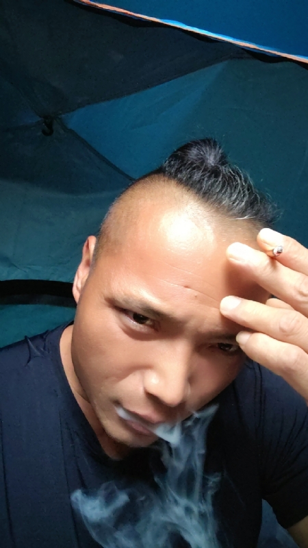 伯爵的第四张照片--福州蓝颜知己交友网